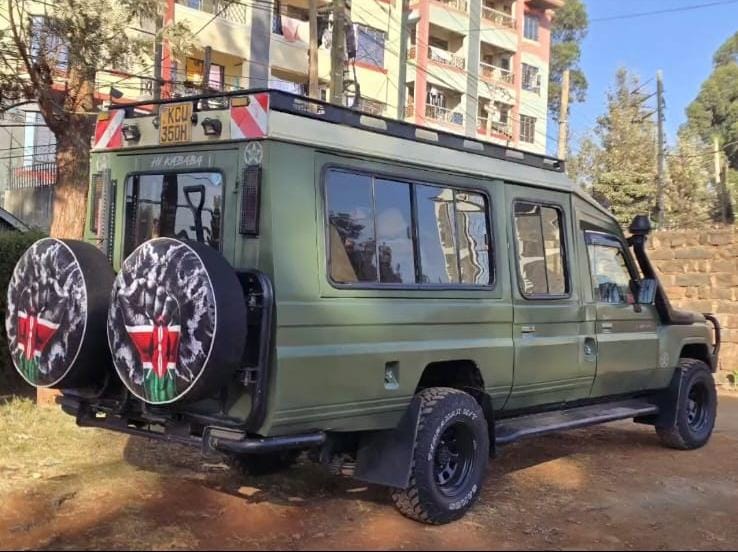 Toyota Landcruiser safari van at Maasai Mara